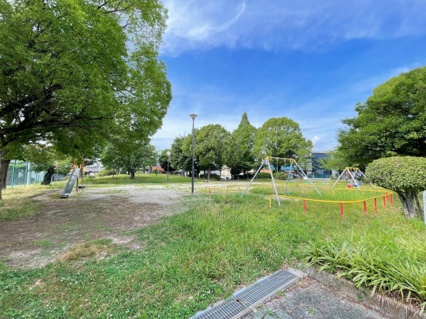 立須公園
