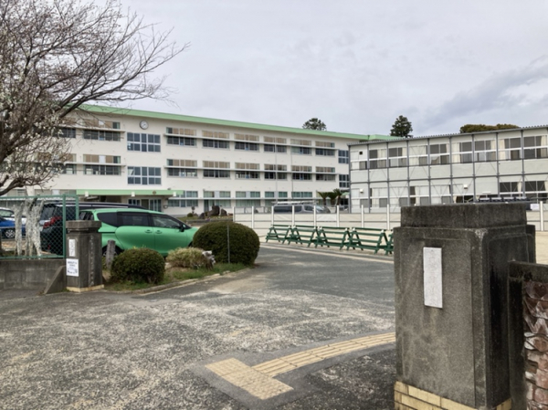三蔵子小学校