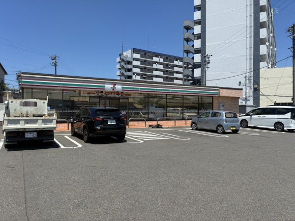 セブンイレブン 一宮黒田北店