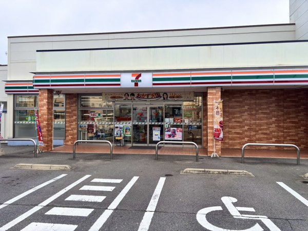 セブンイレブン 知立八ツ田町