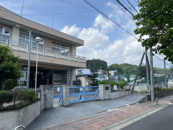 八事東小学校