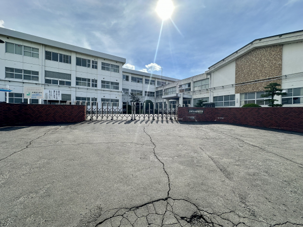 佐織西中学校(自転車通学可)