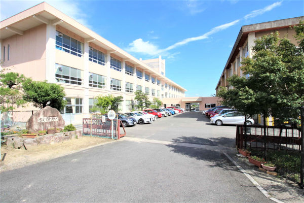 朝明中学校(自転車通学可)