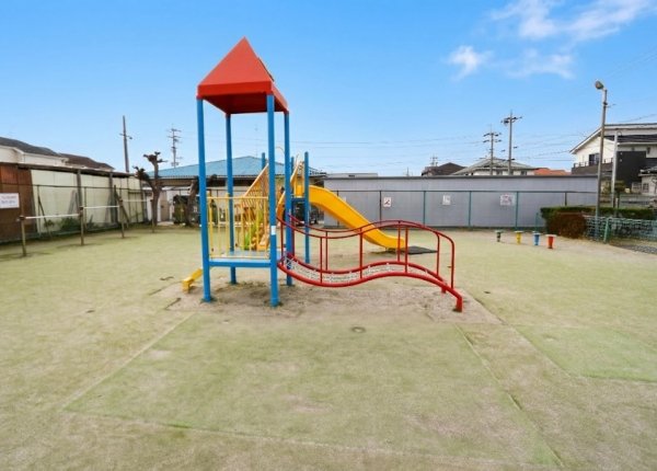 西條殿池ちびっ子広場