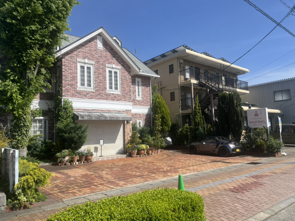 ドンバル洋菓子店