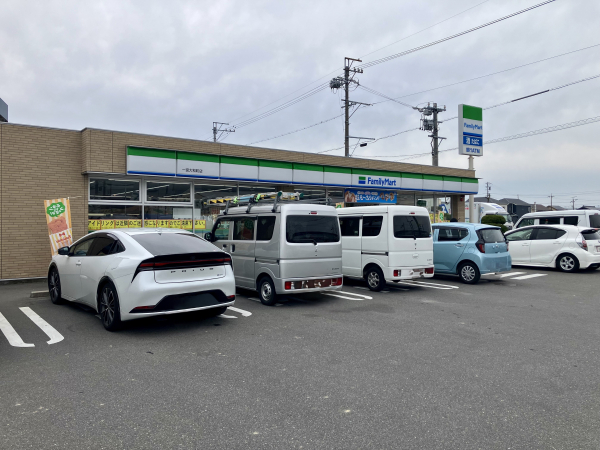 ファミリーマート 一宮大和町店