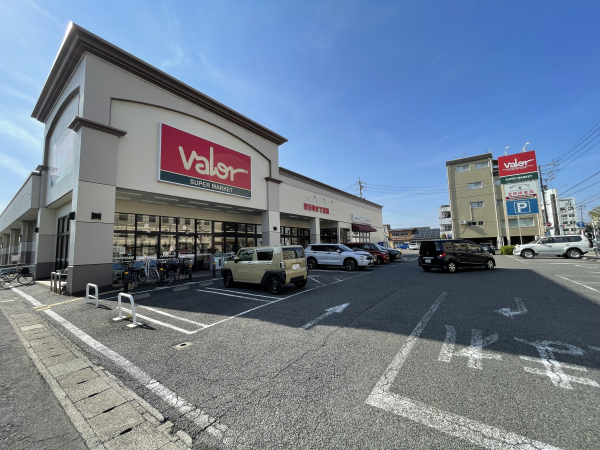 スーパーマーケットバロー 都通店