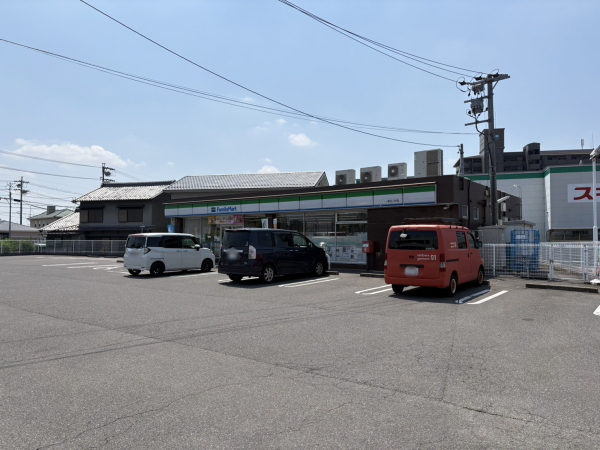 ファミリーマート 一宮玉ノ井店
